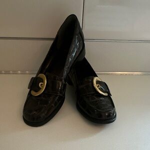 STUART WEITZMAN LOAFERS